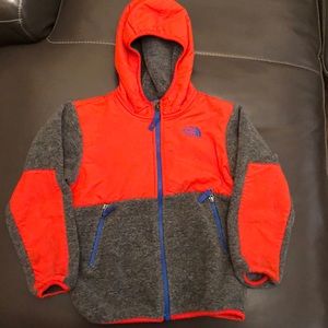 Kids North Face Denali jacket size 6